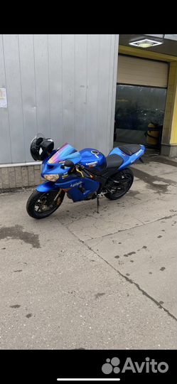 ZX636