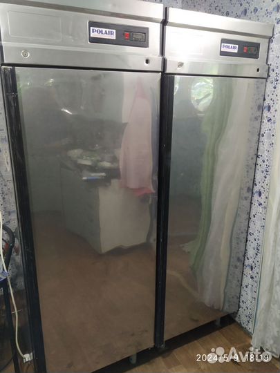 Холодильный шкаф polair