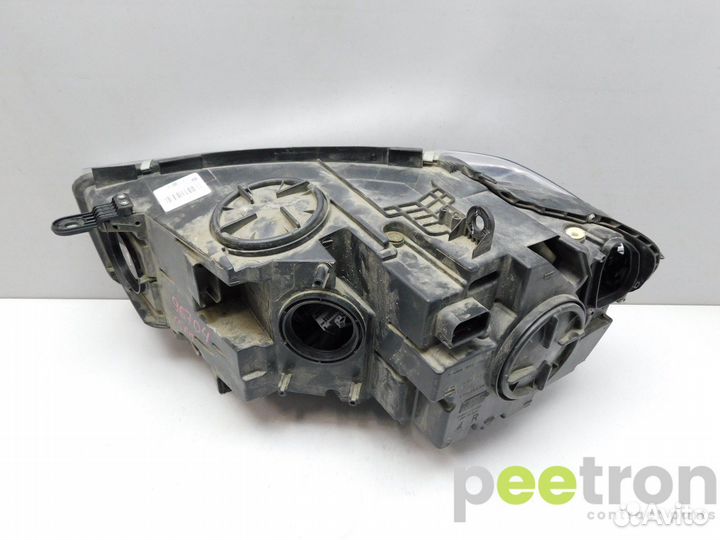 Б/У Б/У Фара правая б/у 63117471348 BMW