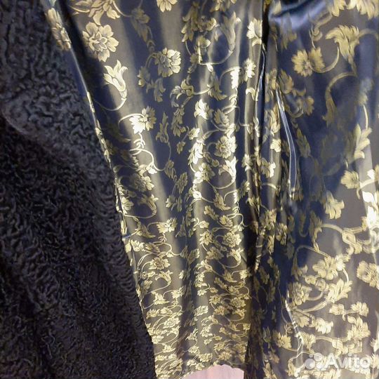 Шуба каракулевая 48 50