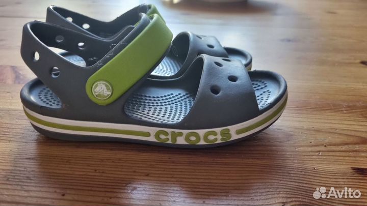 Сандалии crocs c11