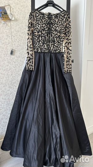 Вечернее платье
