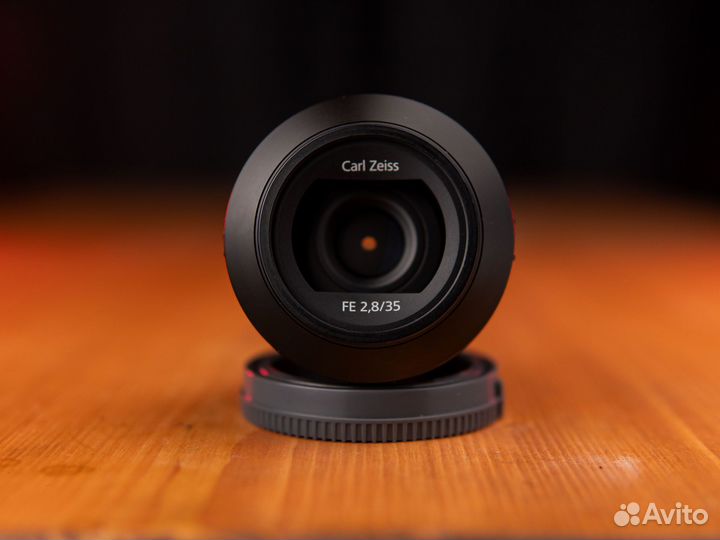 Carl Zeiss Sonnar 35mm f2.8 (Sony E Fullframe)