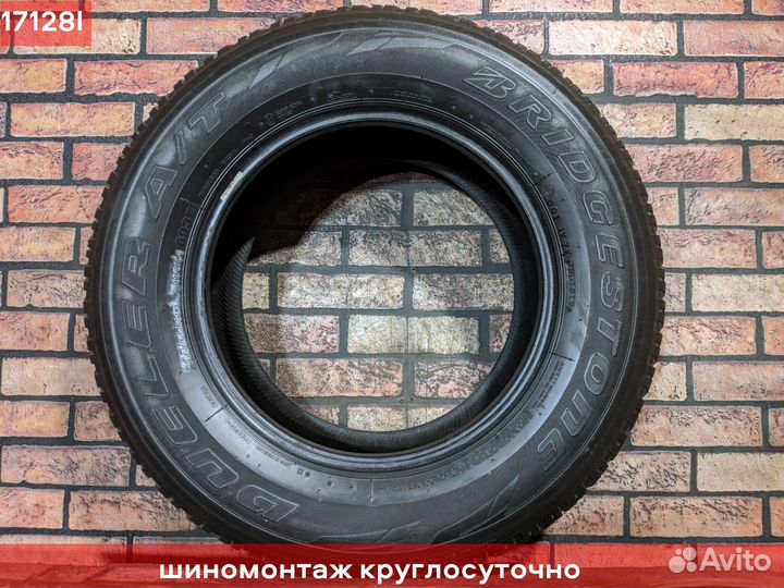 Bridgestone Dueler A/T 693 III 265/65 R17