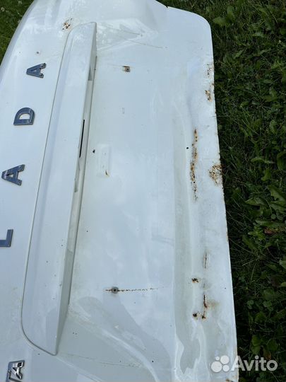 Крышка багажника LADA granta fl