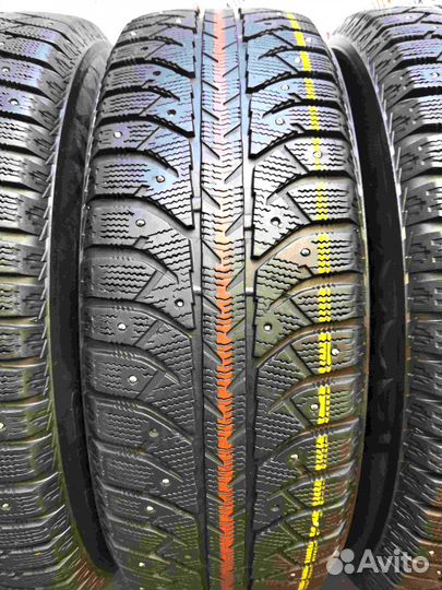 Bridgestone Ice Cruiser 7000 225/65 R17 106T