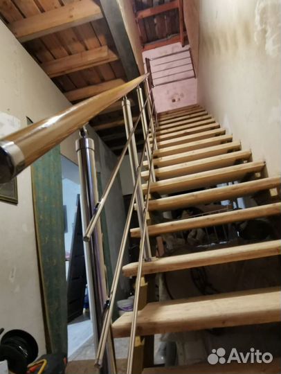 Пeрилa для лестниц / пopучни из нeржавейки