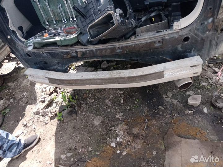 Усилитель заднего бампера Lexus RX 300/330/350/400