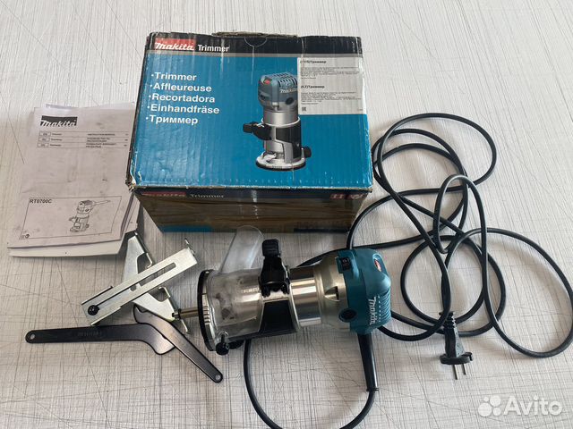 Фрезер кромочный (триммер) Makita RT0700C купить в Москве | Товары для ...