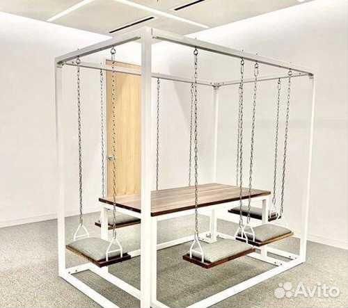 Стол с подвесными стульями в стиле Лофт