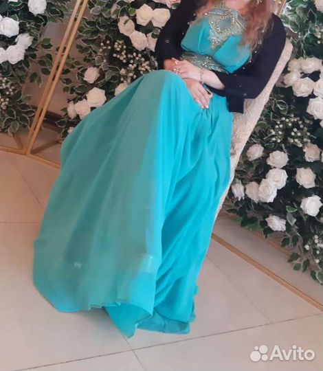 Вечернее платье