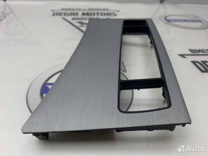 Накладка центральной консоли BMW 5 E60 E61 (03-10)