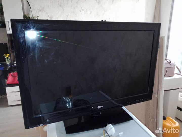 Телевизор LG 32 дюйма