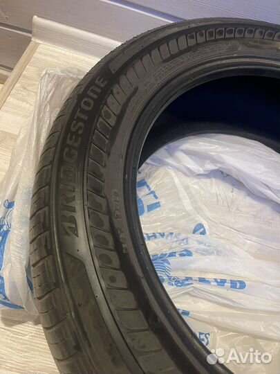 Bridgestone Ecopia H/L 422 Plus 235/55 R19 101V