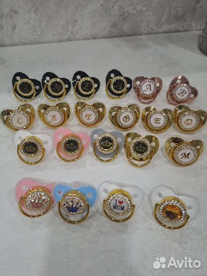 Соска пустышка со стразами +колпачек