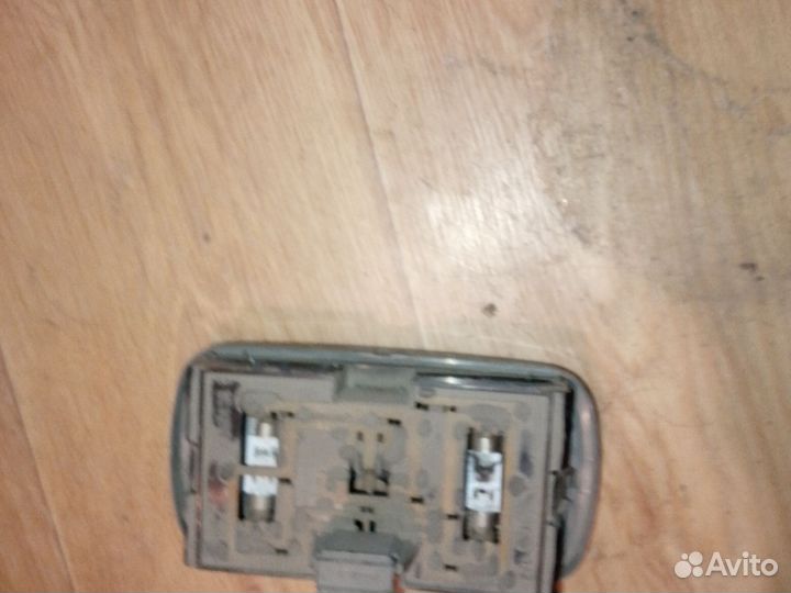 Светильник салона потолочный на Рено megane 1