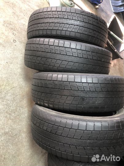 Dunlop Winter Maxx SJ8 225/65 R17