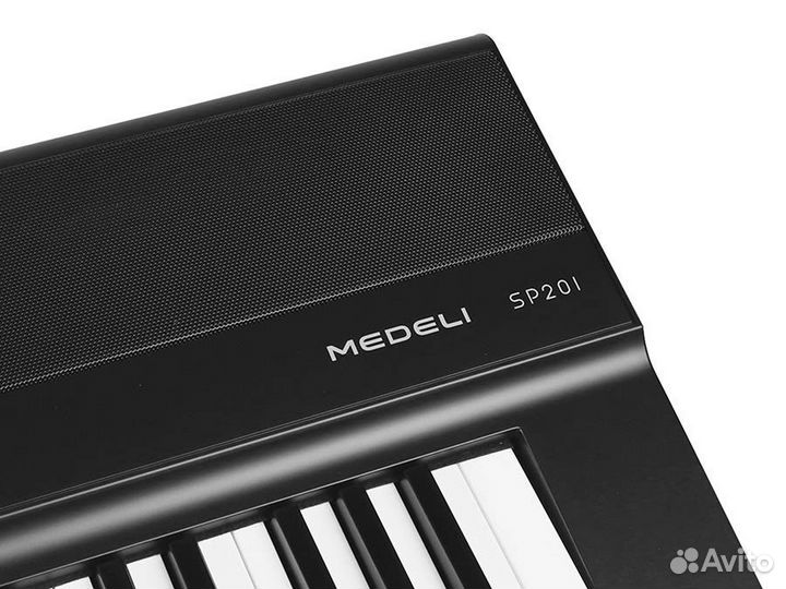 Пианино Medeli с банкеткой