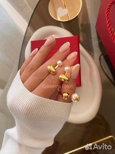 Серьги кольцо celine цвет золото пусеты жемчужина