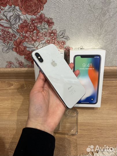 iPhone X, 256 ГБ