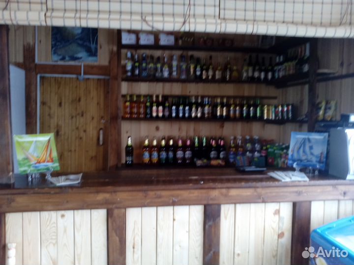 Баржа на плаву