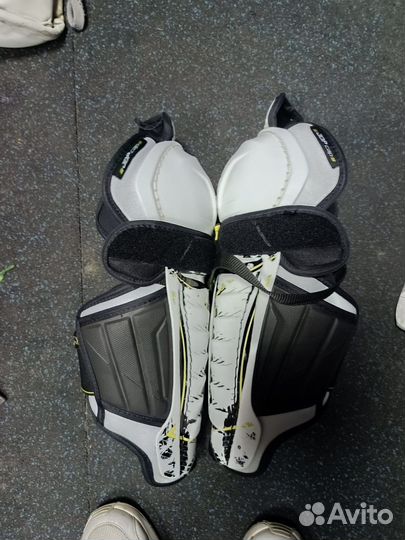 Щитки хоккейные