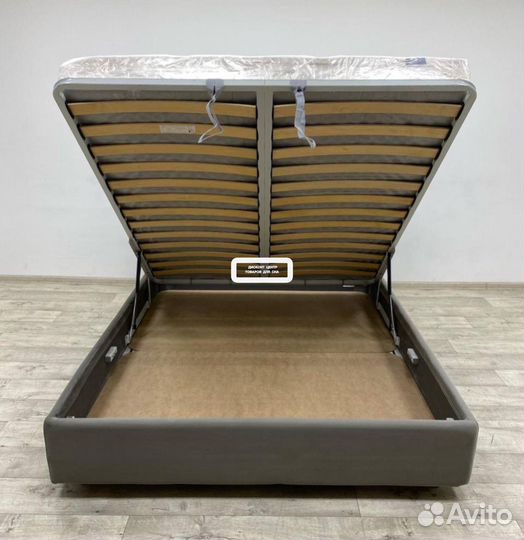 Кровать с ПМ 200*160 Laima (Лайма)