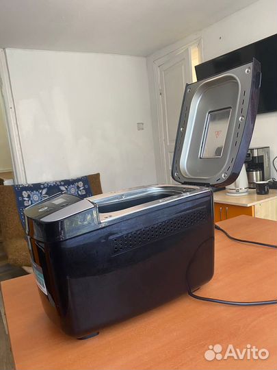 Хлебопечка Gorenje BM1210BK