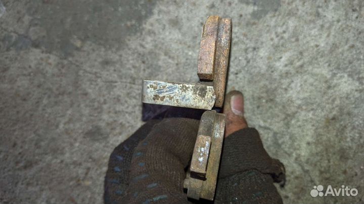 Тормозные колодки BMW X5 E53