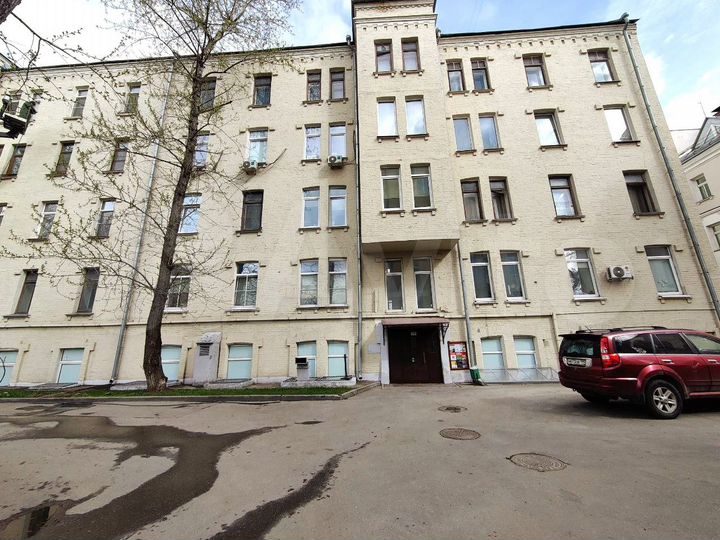 Апартаменты-студия, 16,5 м², 1/4 эт.