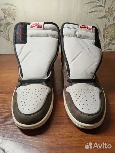 Кроссовки Air Jordan 1 High Travis 43 EU