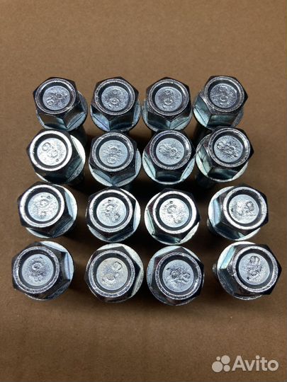 Болты колесные 12 * 1.5 * 24 мм