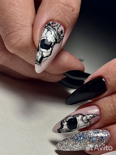 Маникюр педикюр