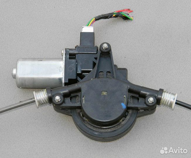 Стеклоподъемник двери задней правой FAW Besturn X8