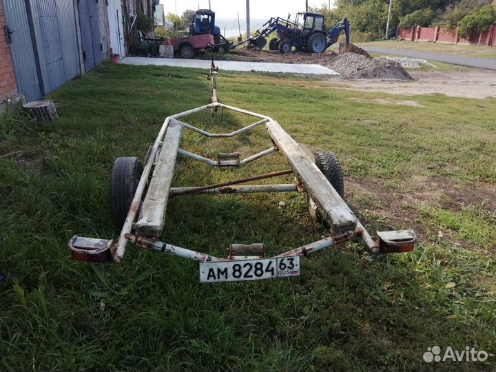 Лодочный прицеп