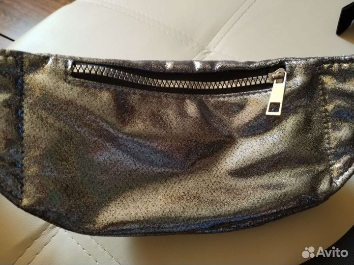 Поясная сумка