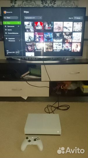 Xbox One s 1tb с играми