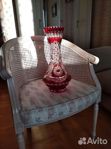 Хрустальная ваза прошлого столетия