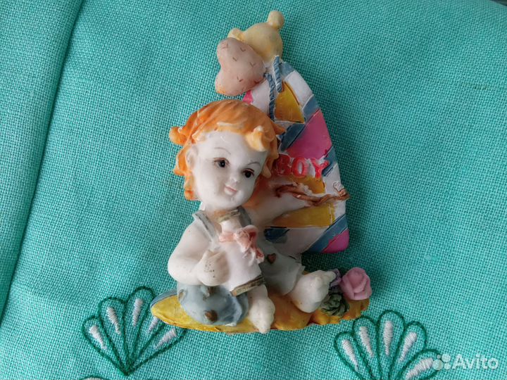 Винтажная фарфоровая статуэтка