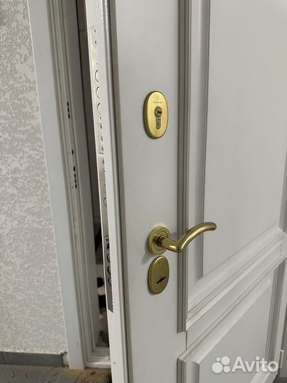 Вскрытие замков / авто / сейфов, замена замков