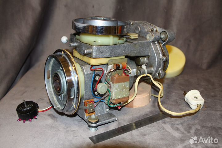 Электрокомбайн запчасть Электромотор СССР