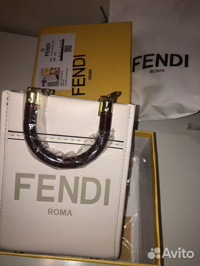 Новая сумка Fendi