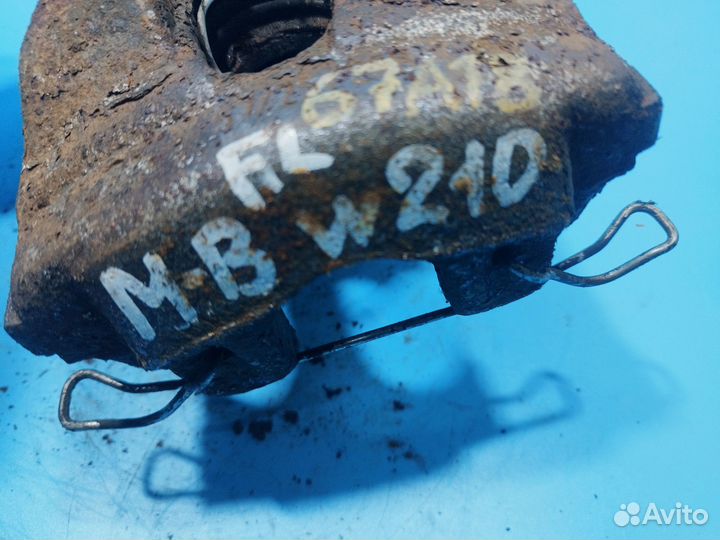 Суппорт передний левый для Mercedes-Benz W210