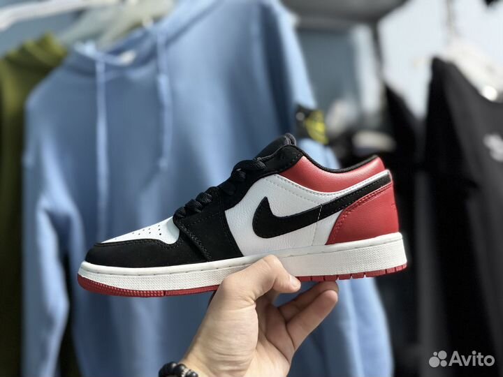 Кроссовки для подростков Nike Air Jordan 1