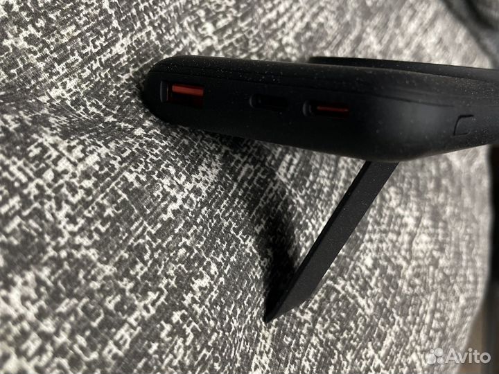 Повербанк 10000mAh