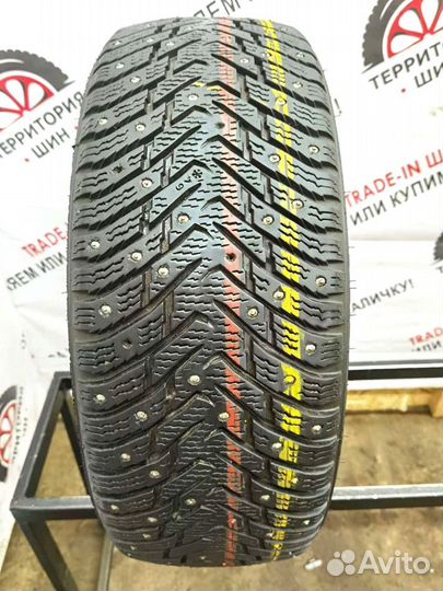 Nokian Tyres Hakkapeliitta 8 215/60 R16 99T