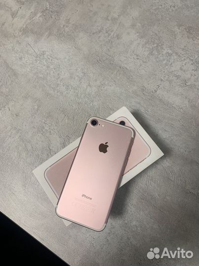 iPhone 7, 32 ГБ