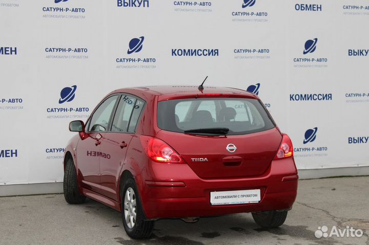 Nissan Tiida 1.6 AT, 2011, 252 000 км