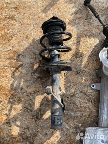 Стойка в сборе Mitsubishi Outlander 3