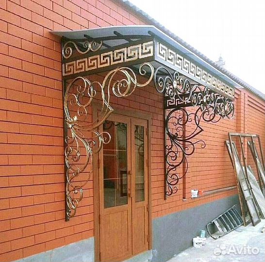 Навесы кованные из поликарбоната